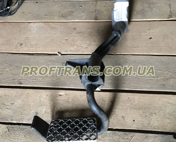 Подножка метал левая и правая Iveco Eurocargo 4х4 Ивеко Еврокарго НОВАЯ- фото № 1