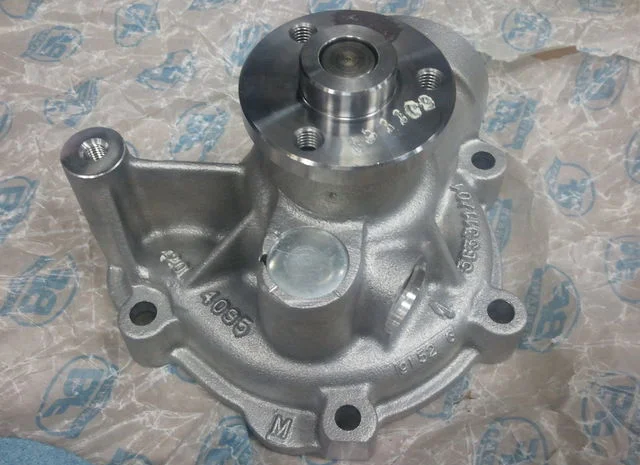 Насос водяной Deutz BF4M1012/1013, насос водяной Atlas 1404/1504- фото № 6