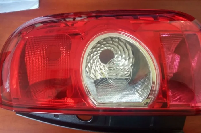 Ліхтар задній правий renault duster 265500033R- фото № 2