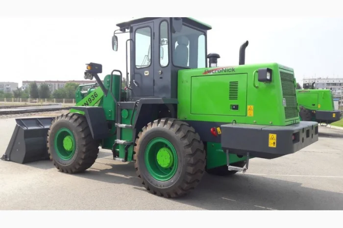 Радиатор водяной погрузчика Petronick 936- фото № 1