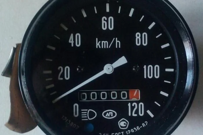 Спідометр 1211.3802 (121.3802) для вантажівок МАЗ, КамАЗ, КрАЗ, БелАЗ- фото № 1