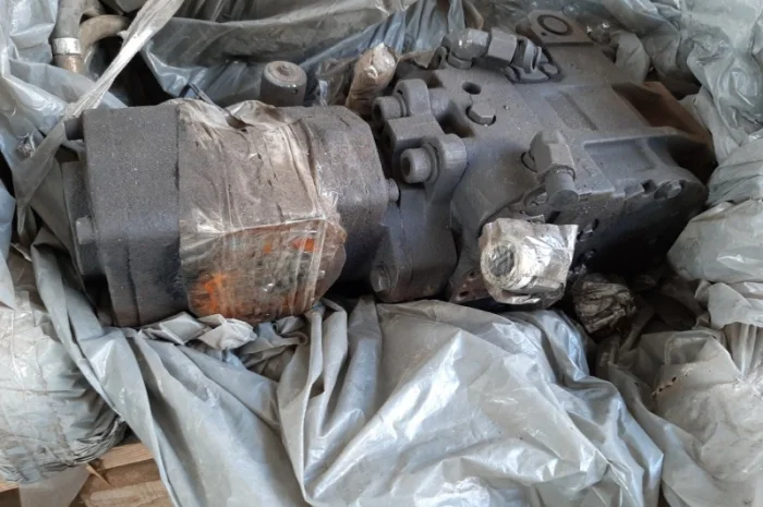 Запчасти на трактор CAT CHALLENGER 55, Claas Challenger 55- фото № 10