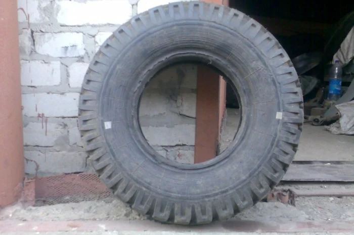 Шина 7, 00-12 на вилочные погрузчики- фото № 4