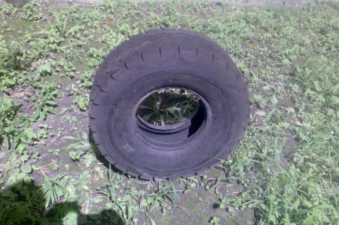 Шина 23х9-10 на погрузчики и электрокары- фото № 2