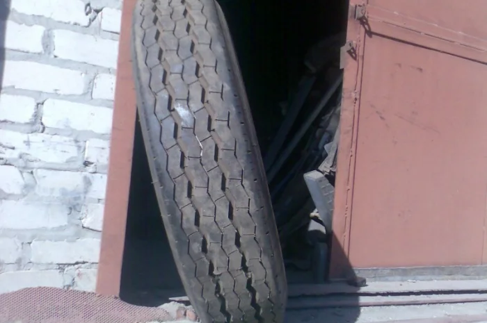 Шина 11, 00Р22, 5 (300Р22, 5)- фото № 2