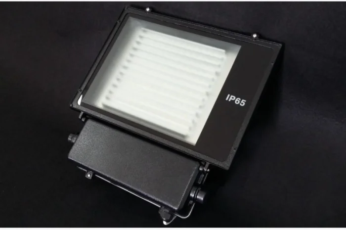 Светодиодные прожектора. LED прожектор. Светодиодный светильник- фото № 3