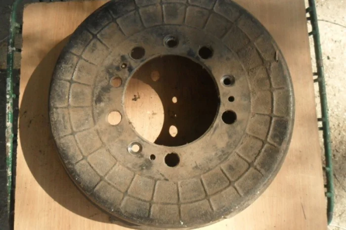 Новый оригинальный тормозной барабан ВОЛГА- фото № 1