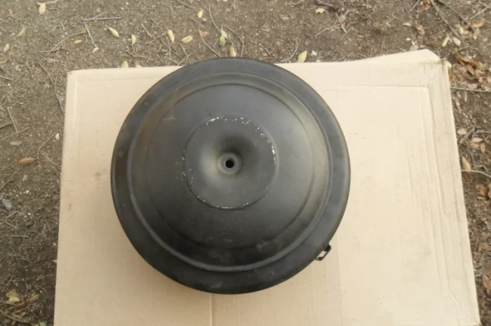 Новый оригинальный корпус воздушного фильтра волга газ 21, 22- фото № 1