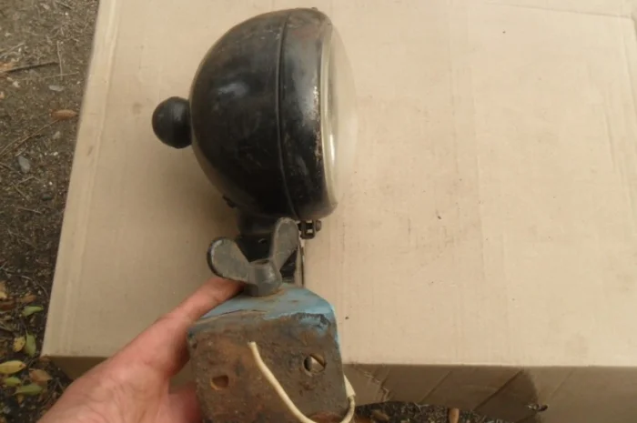 Оригинальный кронштейн и фароискатель газ 69, 66, уаз- фото № 3
