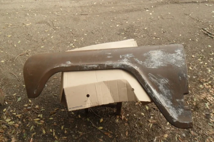 Новое оригинальное переднее крыло на уаз- фото № 1