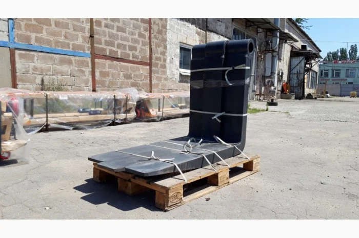 Вилы для погрузчика Komatsu FD160E, размер 200х90х1215 (16т) (пара)- фото № 1