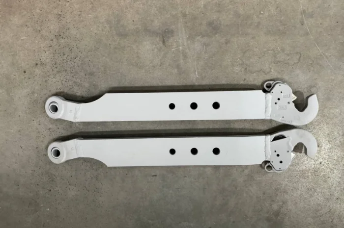 Ремонт задньої навіски (важелів, валів, тяги) трактора John Deere 8000- фото № 1