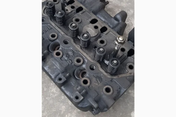 Головка блока двигателя Yanmar Tk3.66- фото № 1