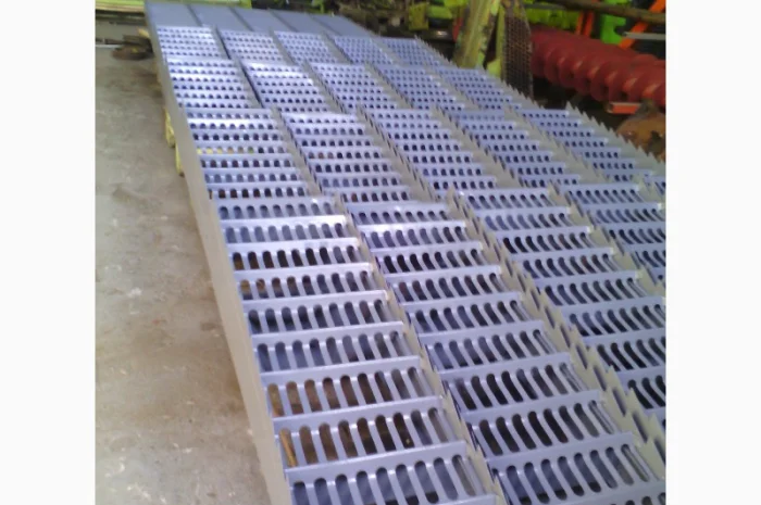 Запчасти к комбайнам Claas Lexion, Mega, Dominator- фото № 1