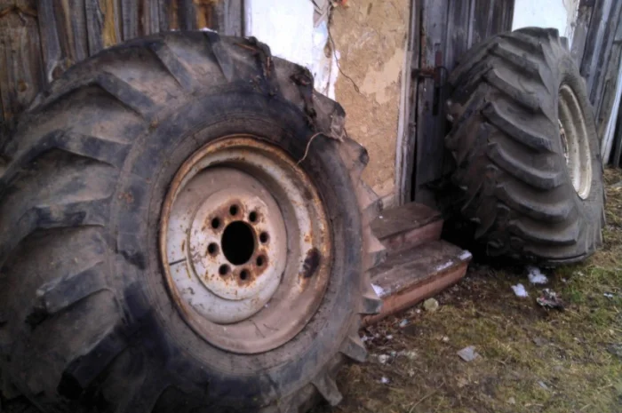 Продаю колеса Т-150 б/у- фото № 2