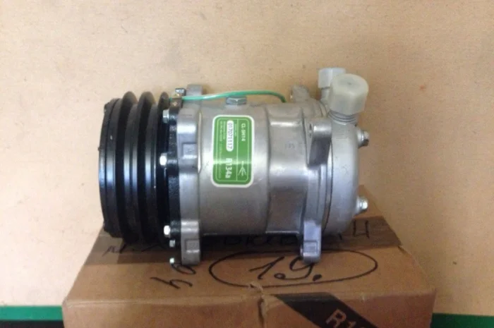 Компрессор кондиционера на комбайн ДОН 1500 Б- фото № 6
