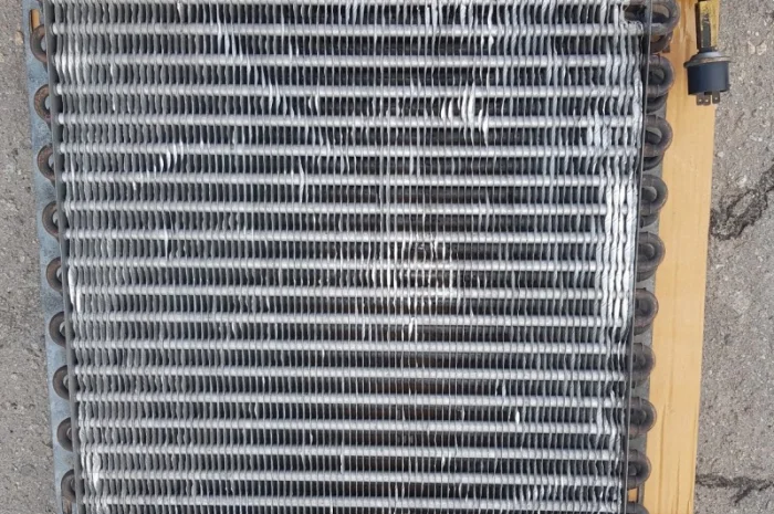 Радиатор кондиционера (б/у) на комбайн Дон, Славутич, Енисей, Палесье- фото № 2