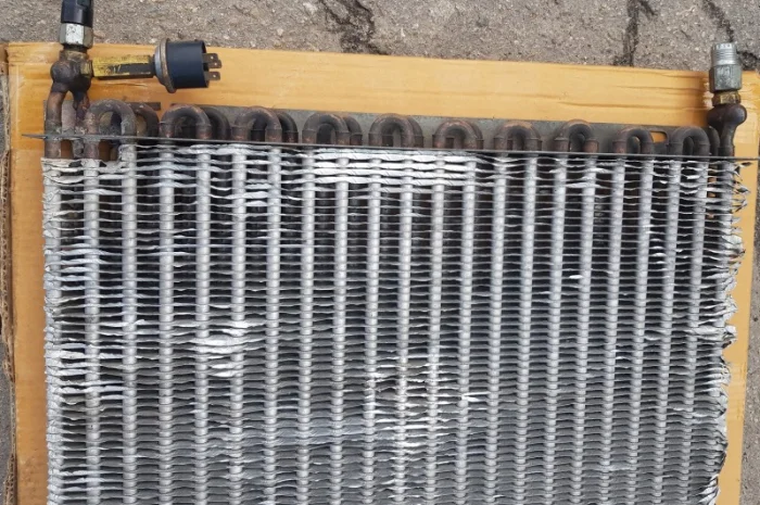 Радиатор кондиционера (б/у) на комбайн Дон, Славутич, Енисей, Палесье- фото № 3