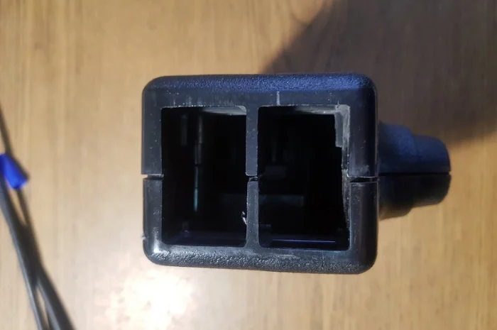 Рукоятка рычага управления джойстика ГСТ комбайна Дон 1500Б пластмассовая (ДОН-1500)- фото № 2