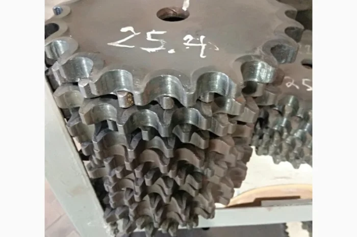 Звездочка крок =25, 4 зуб = 21- фото № 1