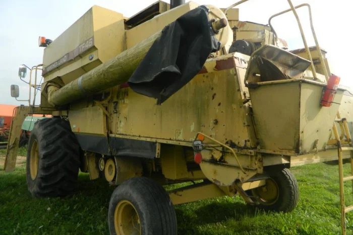 NEW HOLLAND TF46 на запчасти- фото № 3