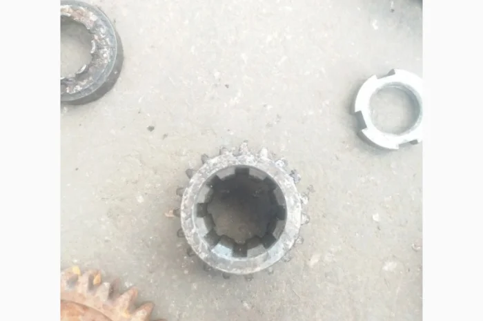 Шестерня КПП заднего хода комбайн СК-5 НИВА (54-60638) Z-19- фото № 1