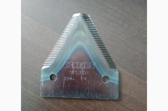 Сегмент коси 0006112031 claas- фото № 2