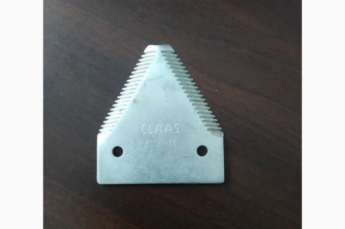 Сегмент коси 0006112031 claas- фото № 3
