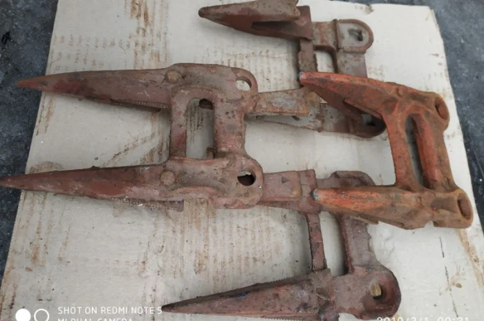 Палец двойной режущего аппарата КИС 0603060 комбайна КСК-100А- фото № 1