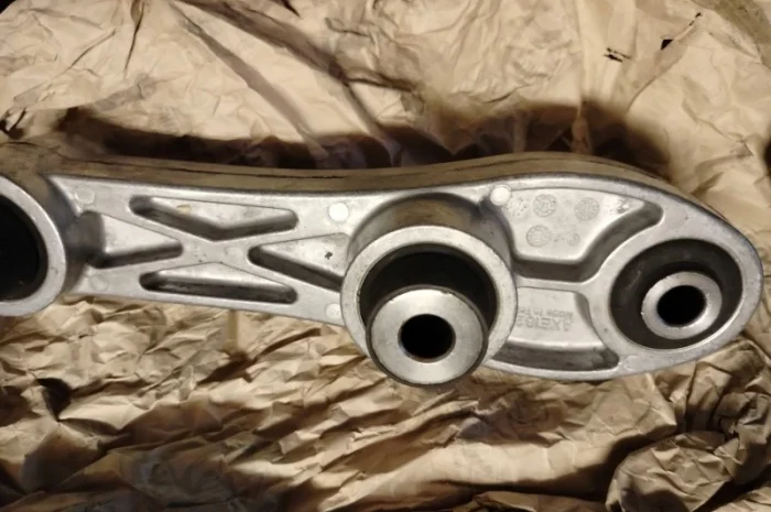 Важіль керування с/г JOHN_DEERE AXE16294 JDS670/S680/S690- фото № 1