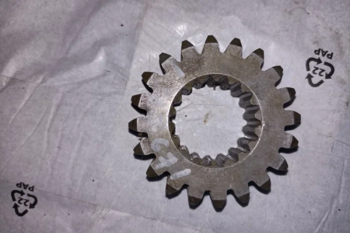 Шестерня 1.327.671- фото № 2