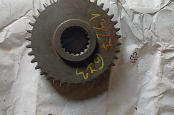 1.327.673 Шестерня- фото № 1