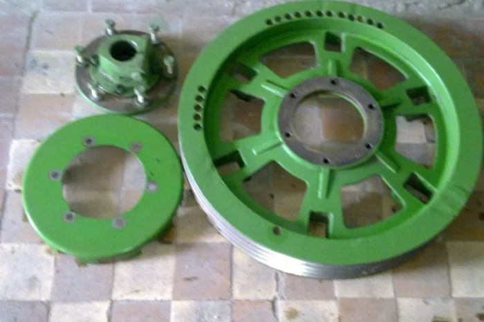 Шкивы вариаторов вымолачивающего барабана комбайна Джон Дир серии WTS и 2266- фото № 4