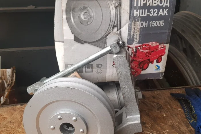 Привод гидронасоса 238ак-3408010б- фото № 1