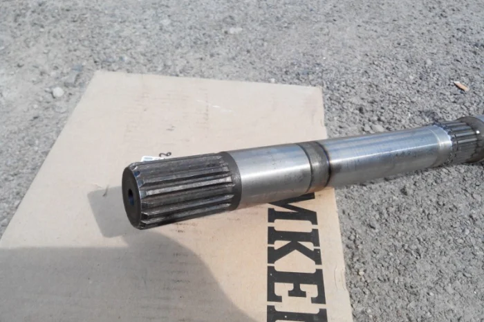 Вал редуктора привода ротора Claas Lexion (669605); (089978)- фото № 2