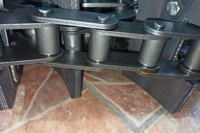 Скребковый транспортер элеватора колосового, зернового НИВА (Усиленная цепь на болтах)- фото № 1