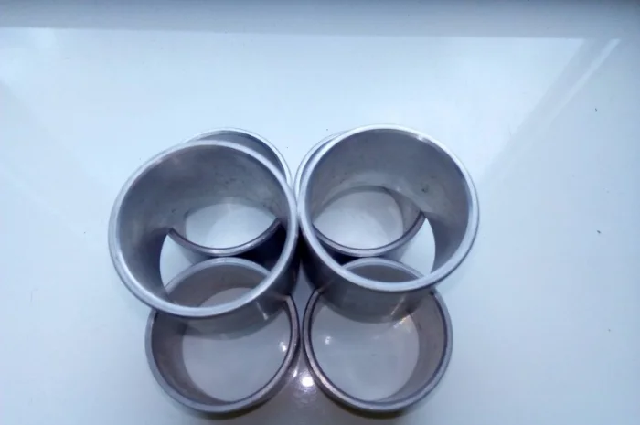 Втулка пальца шатуна в двигатель RABA MAN для Доминатора Dominator 108 Claas- фото № 3