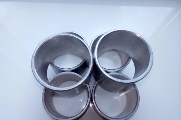 Втулка пальца шатуна в двигатель RABA MAN для Доминатора Dominator 108 Claas- фото № 4