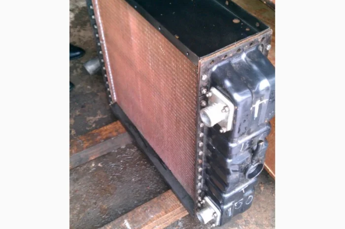 Продам радиатор Т-150- фото № 1