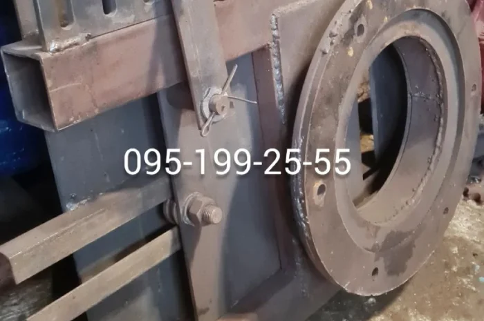 Шиберна заслінка заднього борту ГАЗ-53, ЗИЛ-130- фото № 1