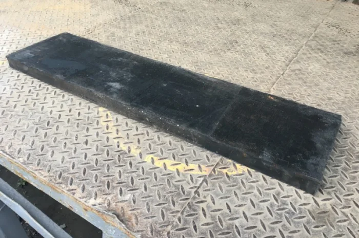 Плита резиновая для отвала 40х250х1000 усиленная- фото № 1