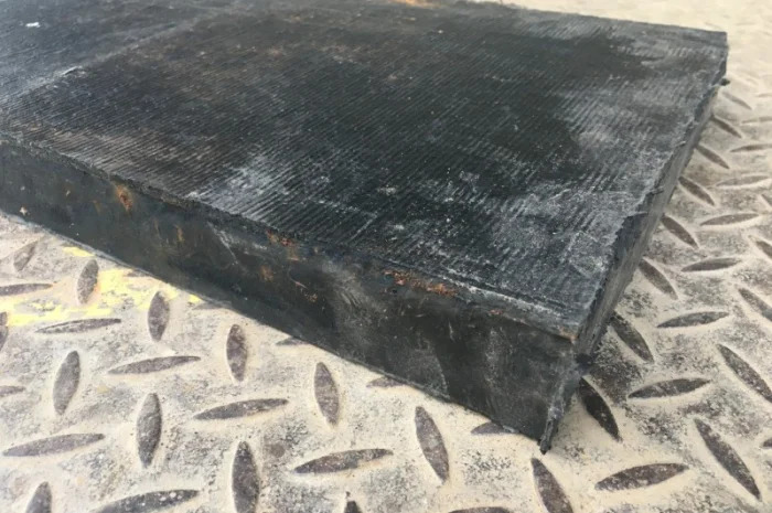 Плита резиновая для отвала 40х250х1000 усиленная- фото № 2