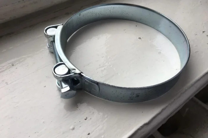 Хомут силовой с шарнирным болтом- фото № 2