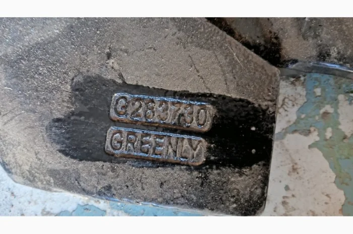 G283730 Greenly Корпус сошника правий John deere- фото № 2