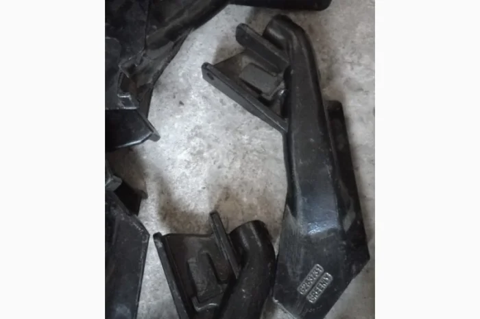 G283731 корпус сошника лівий john deere - GREENLY ОРИГІНАЛ- фото № 5