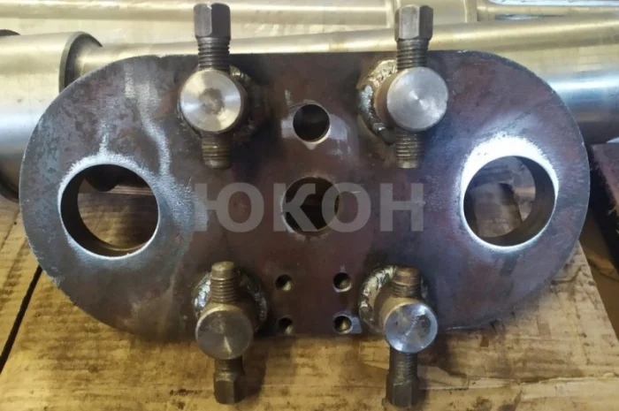 Плита передняя крепления роликов Б6-ДГВ. Плита ДГВ 1.01.08.000- фото № 1