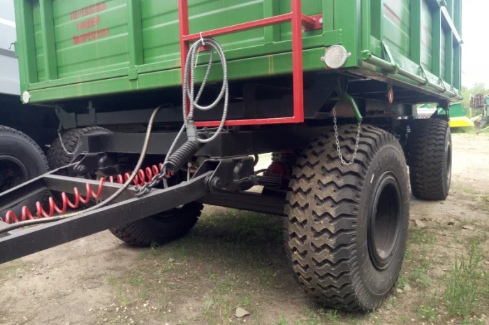 Прицеп тракторный 2ПТС-6- фото № 2