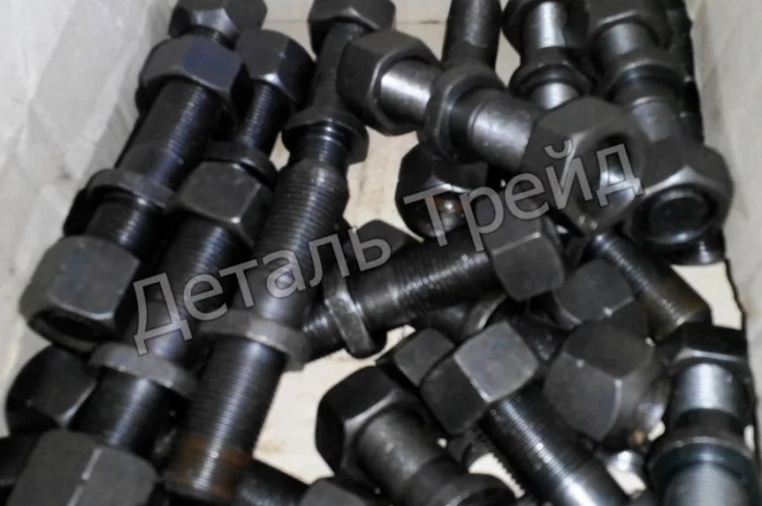 Шпилька и гайка ступицы 2ПТС-4- фото № 1