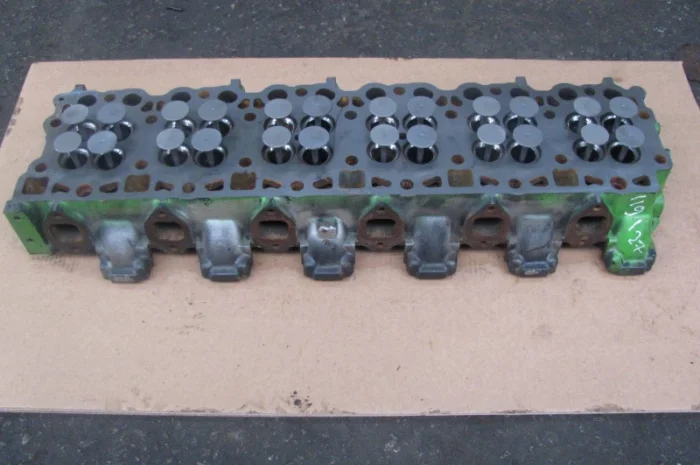 Головка блока цилиндров (ГБЦ) к двигателю DEUTZ-FAHR 2013, б/у- фото № 2