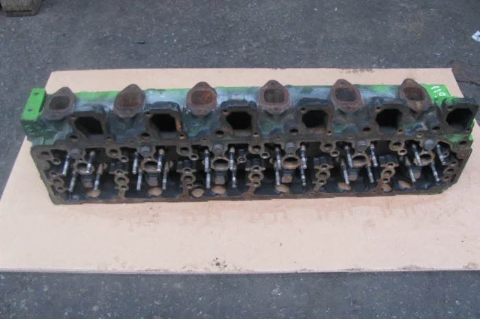 Головка блока цилиндров (ГБЦ) к двигателю DEUTZ-FAHR 2013, б/у- фото № 3